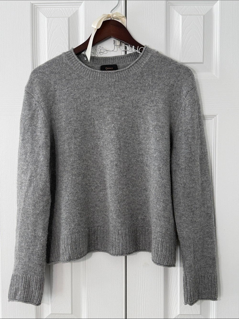 Quince Mongolian Cashmere Roll Neck Sweater Women’s Sz M Minimalist Classic